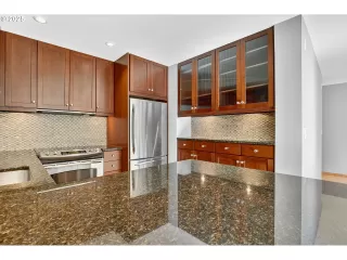 Photo #1: 520308782 Listing