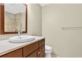 Photo #4: 520308782 Listing