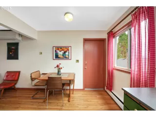 Photo #2: 520949217 Listing