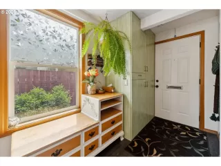 Photo #2: 521344633 Listing