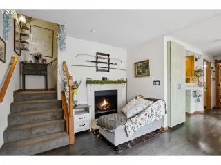Photo #3: 521344633 Listing