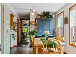 Photo #5: 521344633 Listing