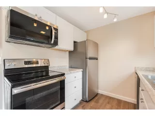 Photo #6: 521528625 Listing 