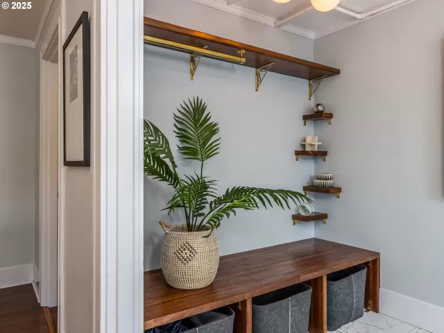 MLS: 521570950 Condo For Sale