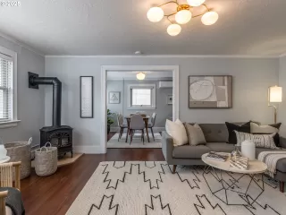 Photo #1: 521570950 Listing