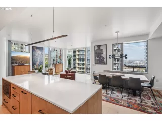 Photo #6: 521627638 Listing 
