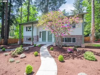 Photo #2: 521645044 Listing 