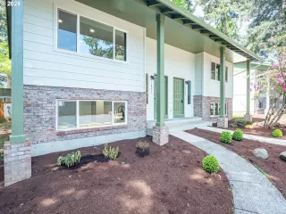 Photo #4: 521645044 Listing 