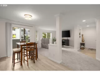 Photo #5: 521719280 Listing 