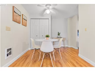 Photo #4: 521811496 Listing