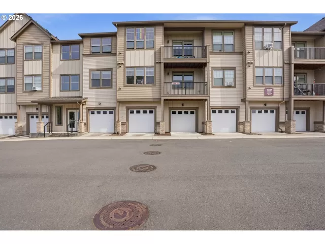 MLS: 521811924 Condo For Sale