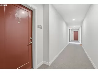 Photo #3: 521811924 Listing