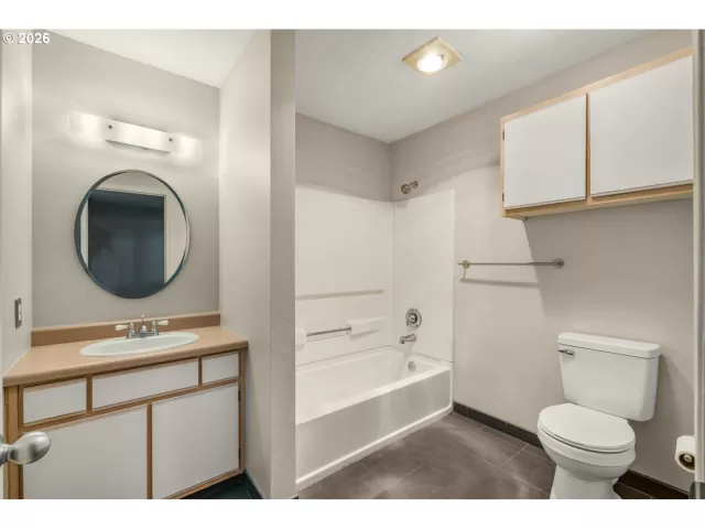 MLS: 521991033 Condo For Sale