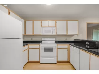 Photo #6: 521991033 Listing