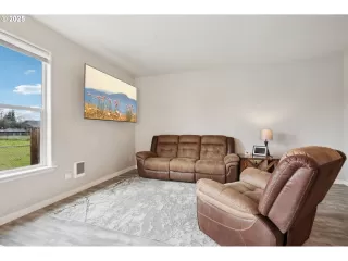 Photo #2: 522273063 Listing 