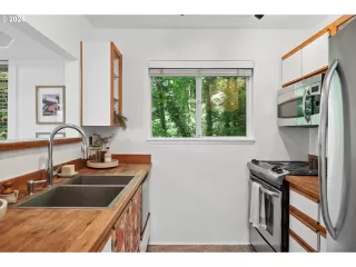 Photo #2: 524313585 Listing 