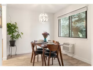 Photo #2: 526379219 Listing 