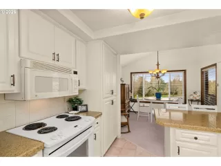 Photo #1: 526843810 Listing