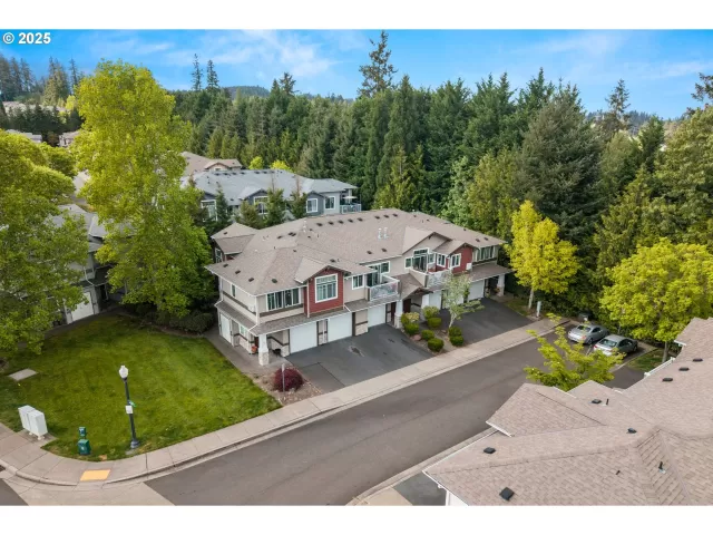 MLS: 527644321 Condo For Sale