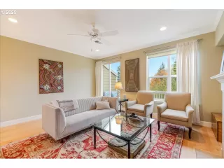 Photo #5: 528616283 Listing