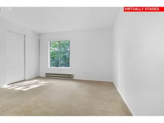 Photo #6: 528717239 Listing