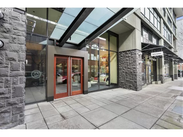 MLS: 528975318 Condo For Sale