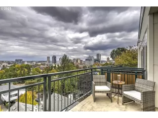 Photo #4: 529089016 Listing