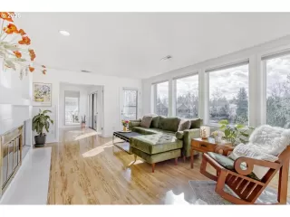 Photo #2: 530334718 Listing 