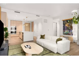 Photo #3: 530758041 Listing 