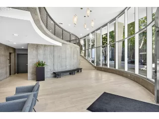 Photo #3: 530767960 Listing