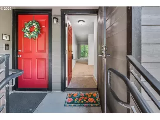 Photo #2: 531066051 Listing