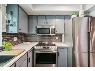 Photo #4: 531330446 Listing 