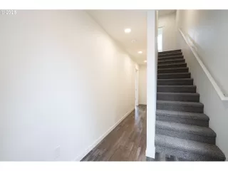 Photo #3: 531466984 Listing 