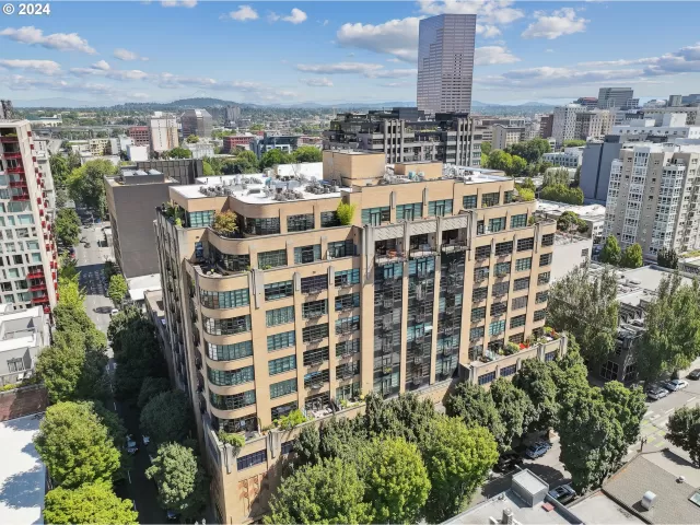 MLS: 531728626 Condo For Sale