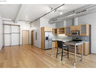 Photo #5: 532256756 Listing 