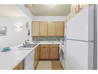 Photo #1: 533014964 Listing