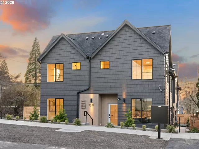 MLS: 533223526 Condo For Sale