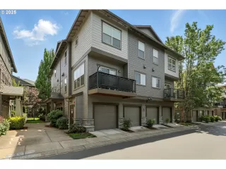 Photo #3: 534605552 Listing