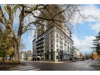 Photo #2: 535037017 Listing 