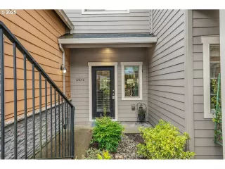 Photo #4: 535227129 Listing