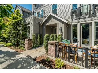 Photo #5: 536594511 Listing