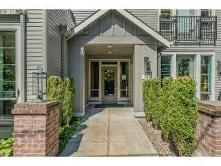 Photo #6: 536594511 Listing