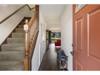 Photo #2: 536609193 Listing 