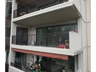 Photo #4: 536711597 Listing 