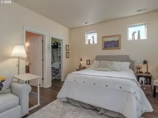 Photo #2: 536733184 Listing 