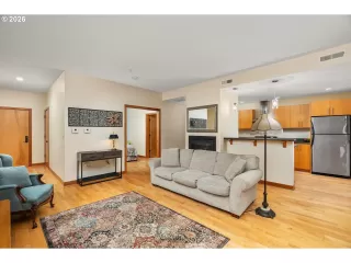 Photo #1: 536755793 Listing 