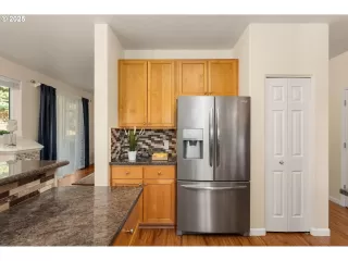 Click for more information on MLS # 537065144 : 4540 SW 11TH ST More Details about MLS # 537065144 : 4540 SW 11TH ST