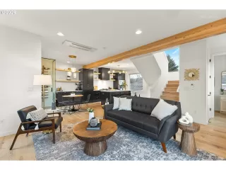 Photo #6: 537500160 Listing