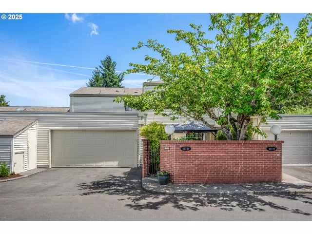 MLS: 538076009 Condo For Sale