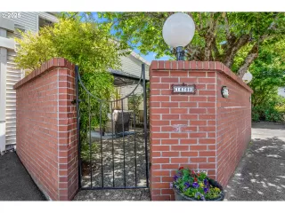 Photo #2: 538076009 Listing 